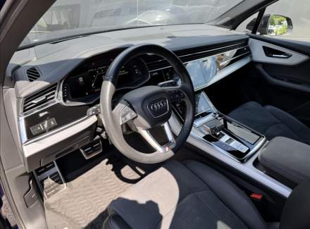 Audi - Q7