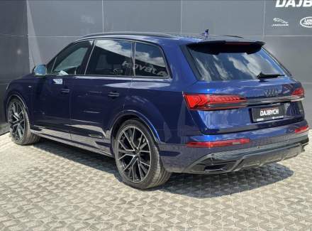 Audi - Q7