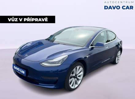 Tesla - Model 3