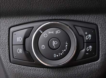 Ford - Tourneo Courier