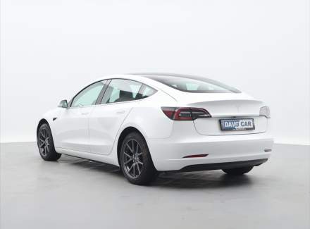 Tesla - Model 3