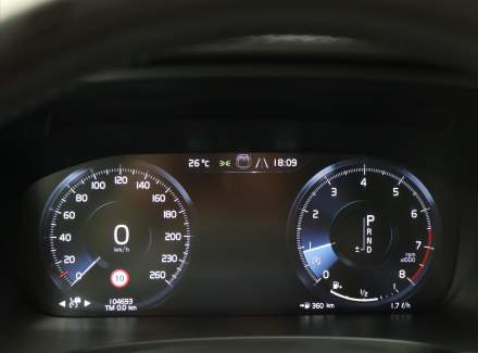 Volvo - V90