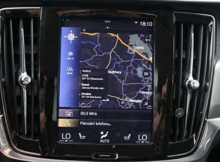 Volvo - V90