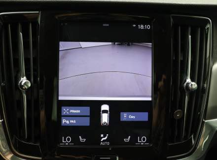 Volvo - V90