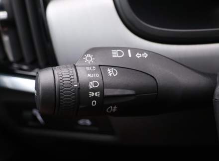 Volvo - V90