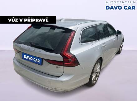 Volvo - V90
