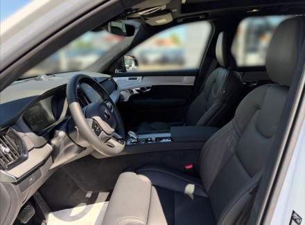 Volvo - XC90