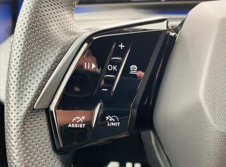 Peugeot - 3008