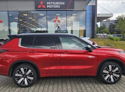 Mitsubishi - Outlander