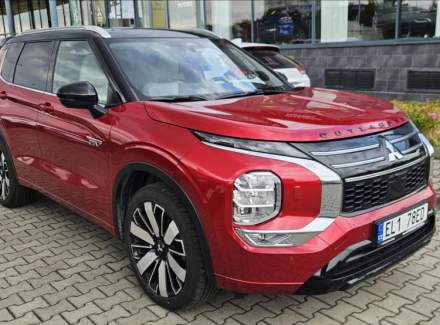 Mitsubishi - Outlander