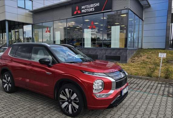Mitsubishi - Outlander