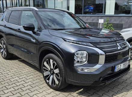 Mitsubishi - Outlander