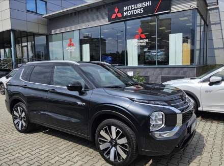 Mitsubishi - Outlander