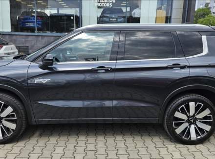 Mitsubishi - Outlander