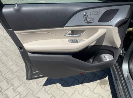 Mercedes-Benz - GLE
