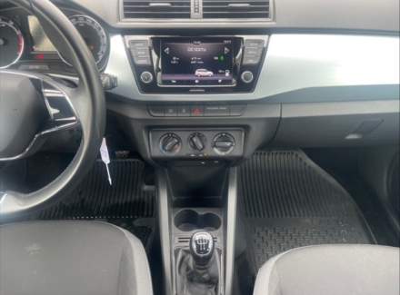 Škoda - 100