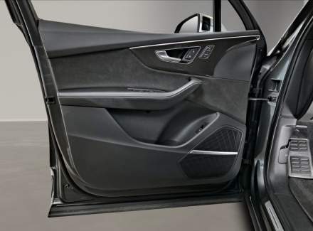 Audi - SQ7