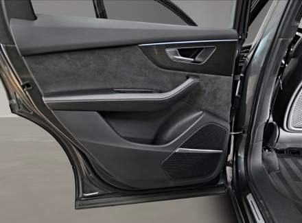 Audi - SQ7