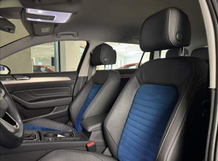 Volkswagen - Passat