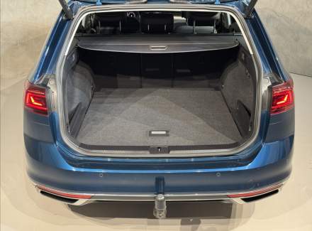 Volkswagen - Passat