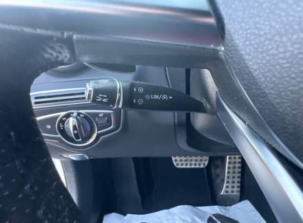 Mercedes-Benz - C-class