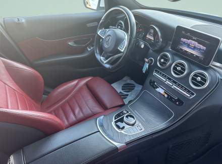 Mercedes-Benz - C-class