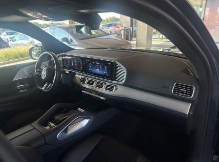 Mercedes-Benz - GLE