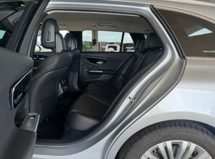 Mercedes-Benz - C-class