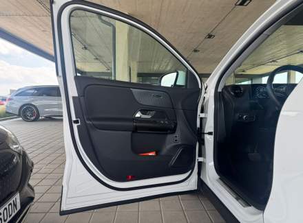 Mercedes-Benz - GLA
