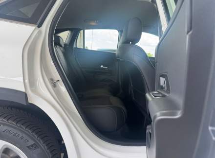 Mercedes-Benz - GLA