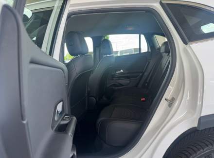 Mercedes-Benz - GLA