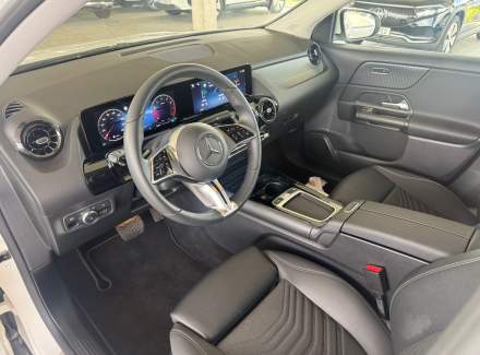 Mercedes-Benz - GLA