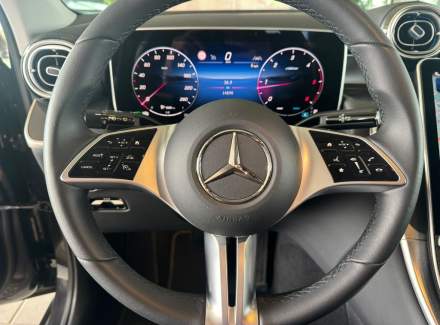 Mercedes-Benz - GLC