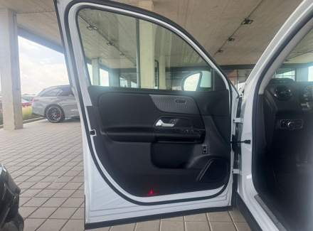 Mercedes-Benz - GLB