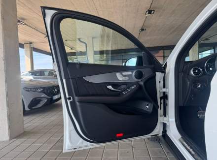 Mercedes-Benz - GLC