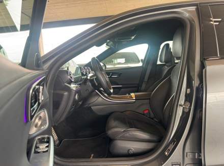 Mercedes-Benz - C-class