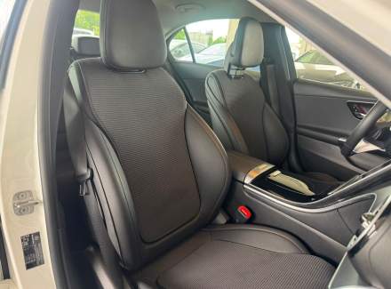 Mercedes-Benz - C-class