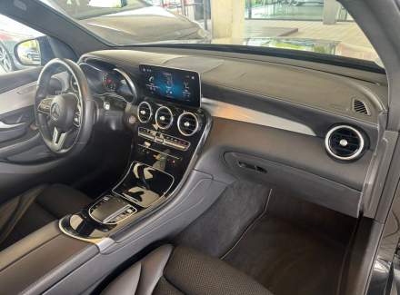 Mercedes-Benz - GLC