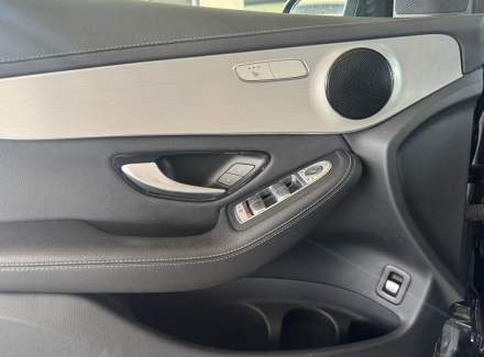 Mercedes-Benz - GLC