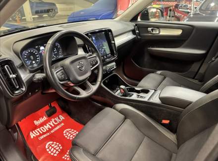 Volvo - XC40