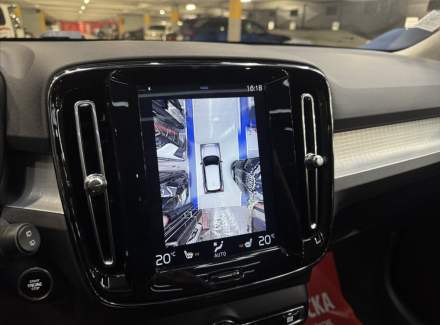 Volvo - XC40