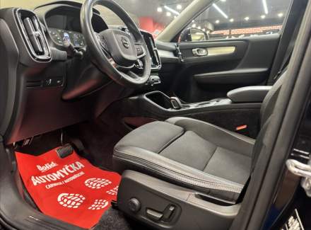 Volvo - XC40