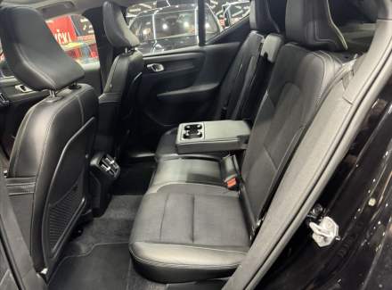 Volvo - XC40