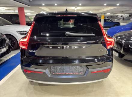 Volvo - XC40