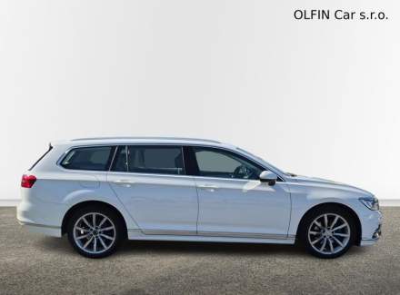 Volkswagen - Passat