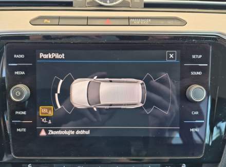 Volkswagen - Passat