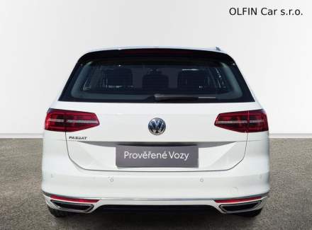 Volkswagen - Passat