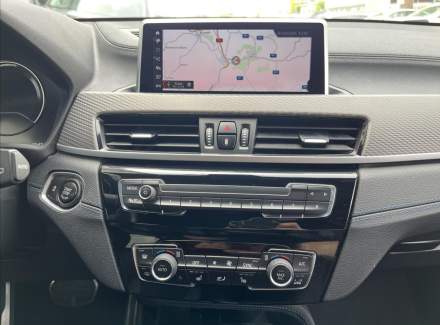 BMW - X2