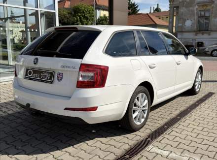 Škoda - Octavia