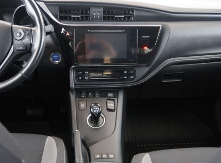 Toyota - Auris